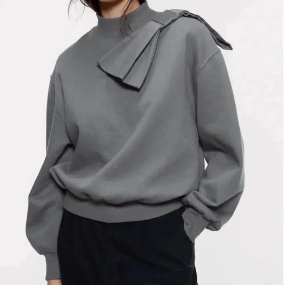ZARA OVERSIZED BOW PULLOVER DETAIL SWEATER CLASSY